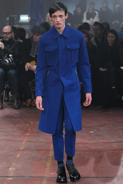Look 23